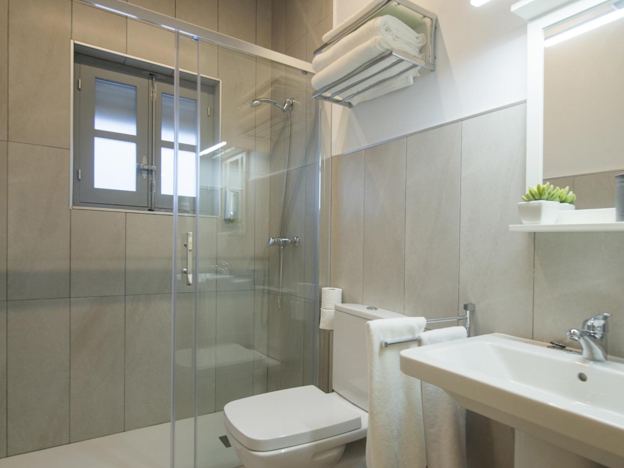 Aldaba Apartamentos Толедо Екстериор снимка