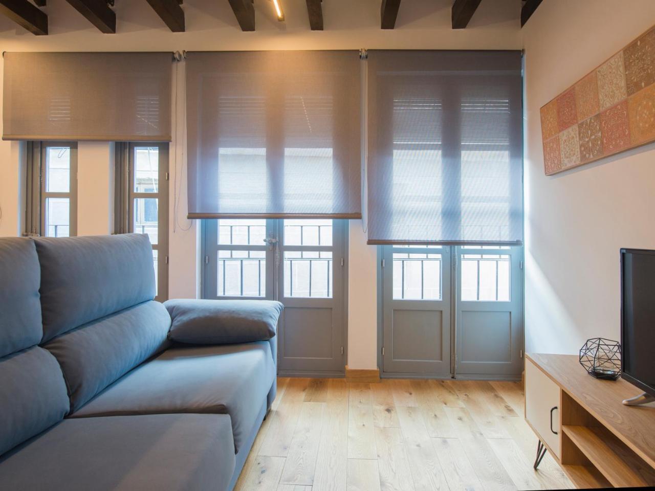 Aldaba Apartamentos Толедо Екстериор снимка