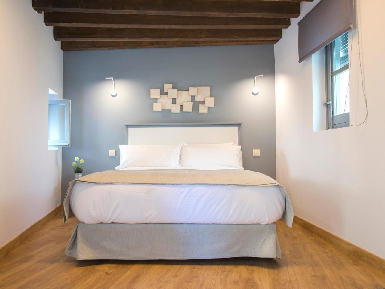Aldaba Apartamentos Толедо Екстериор снимка