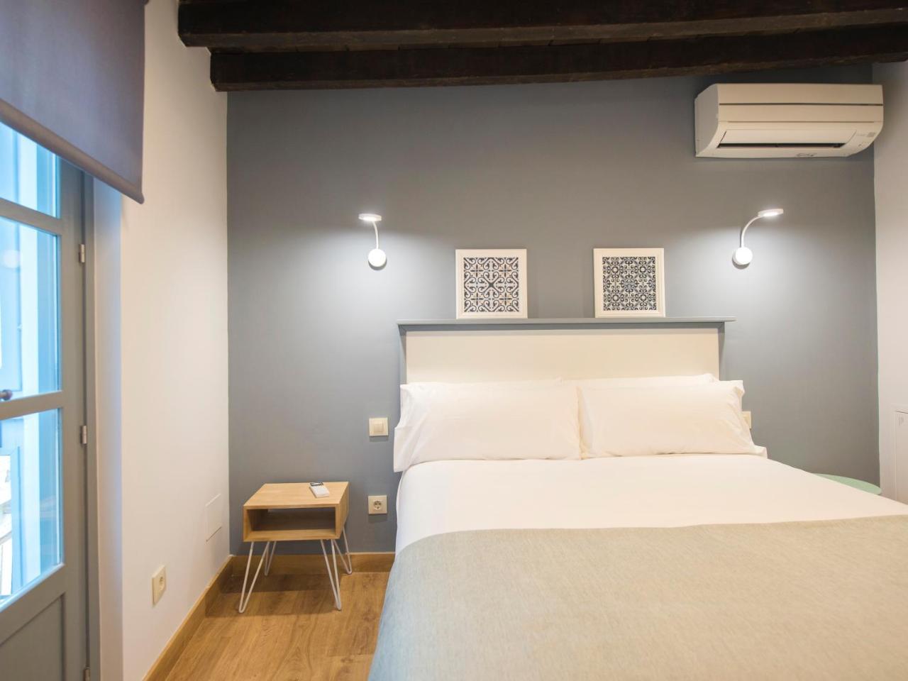 Aldaba Apartamentos Толедо Екстериор снимка