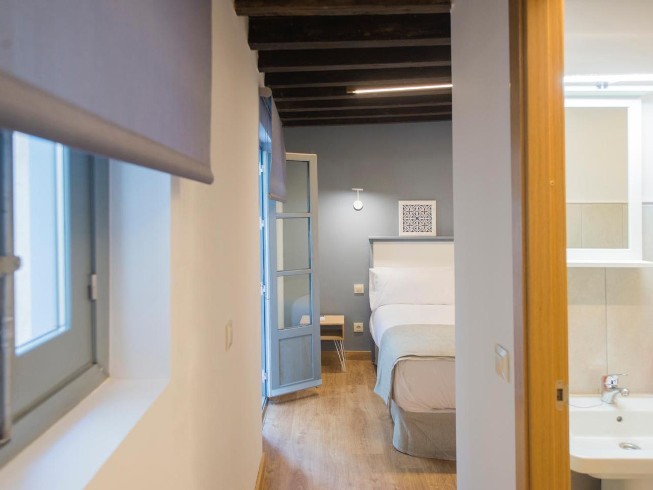 Aldaba Apartamentos Толедо Екстериор снимка